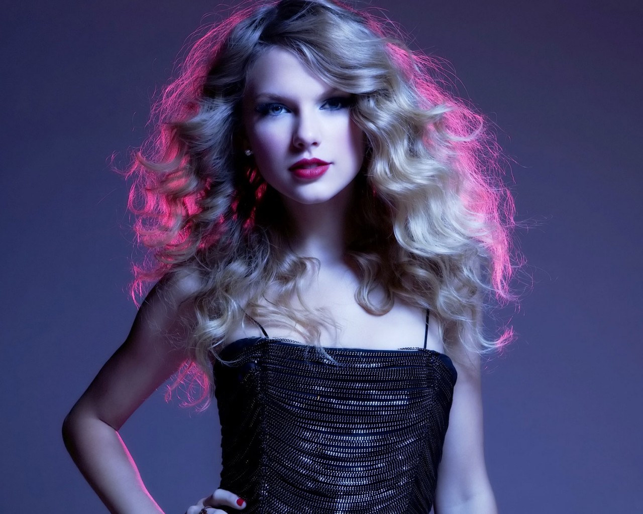 taylor-swift-latest-2010-1280x1024