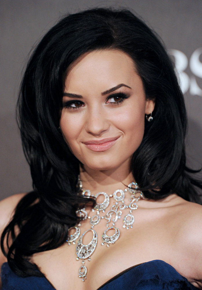 100106a1_lovato_b-gr_08
